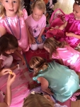 Barbie's chique theepartijtje 6_n.jpg